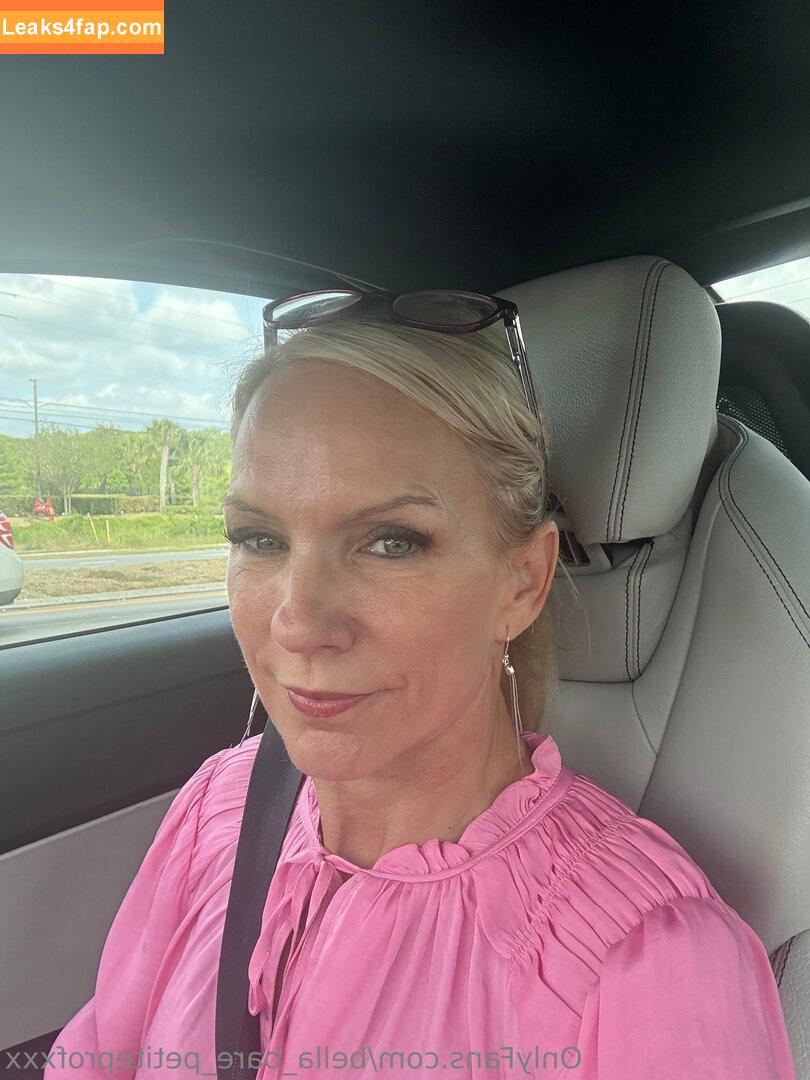 bella_bare_petiteprofxxx / brotherofcolor leaked photo photo #0073
