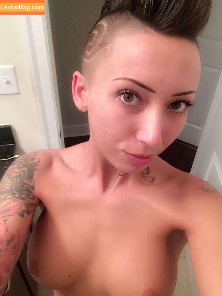 Bella Bellz / bellainkybellz / https: / i_am_bellabellz / inkybellabellz leaked photo photo #0044