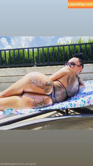 Bella Bellz photo #0024