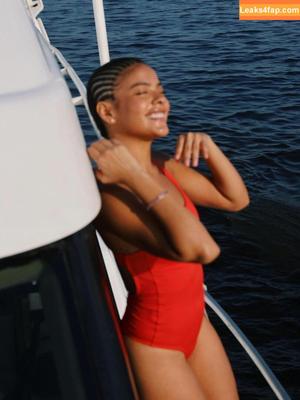 Bella Campos фото #0176