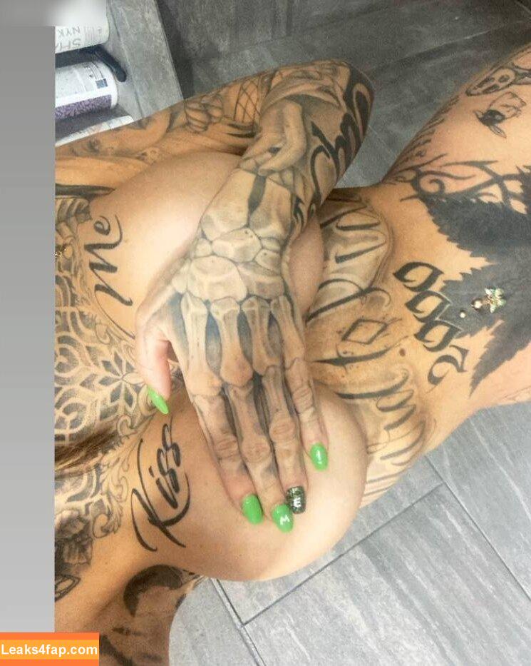 Bella Ink / belladioor / bellaink69 / bellainkxx / belli-ink leaked photo photo #0095