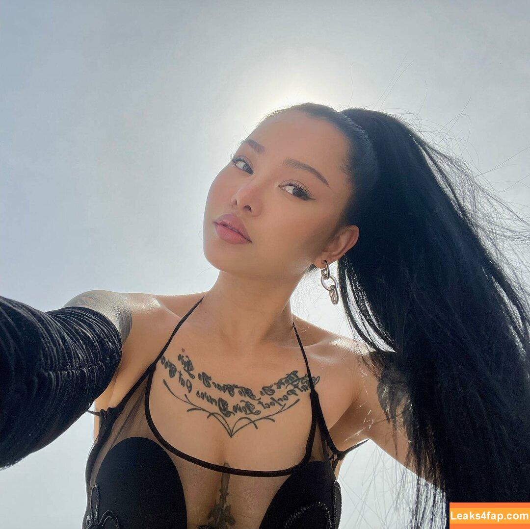 Bella Poarch / bellapoarch / bllapoarch leaked photo photo #0210