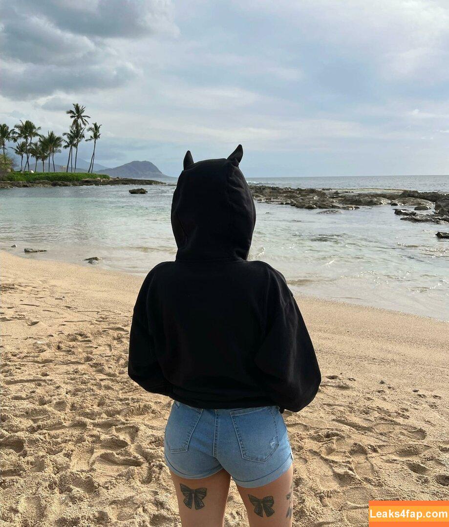 Bella Poarch / bellapoarch / bllapoarch leaked photo photo #0247