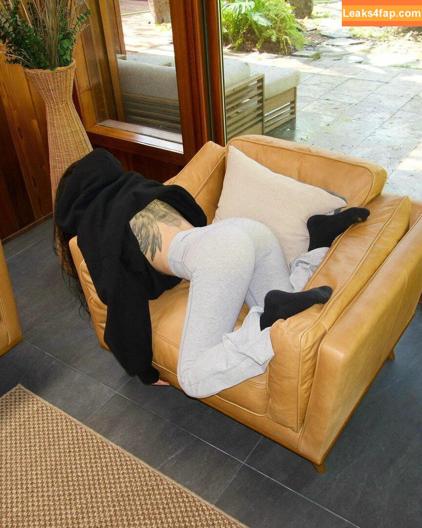 Bella Poarch / bellapoarch / bllapoarch leaked photo photo #0496