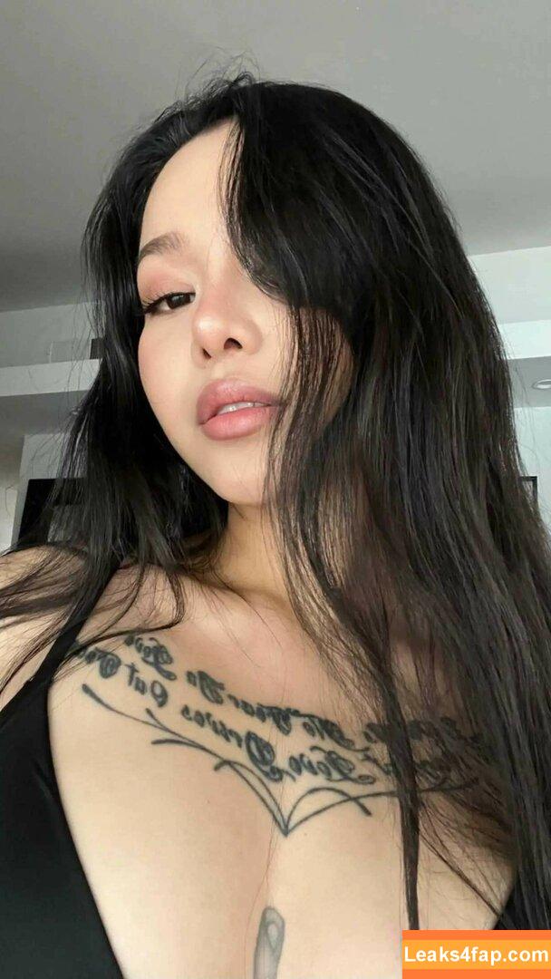 Bella Poarch / bellapoarch / bllapoarch leaked photo photo #0534