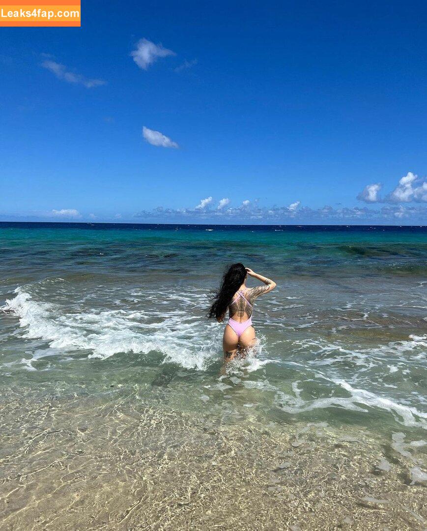 Bella Poarch / bellapoarch / bllapoarch leaked photo photo #0544