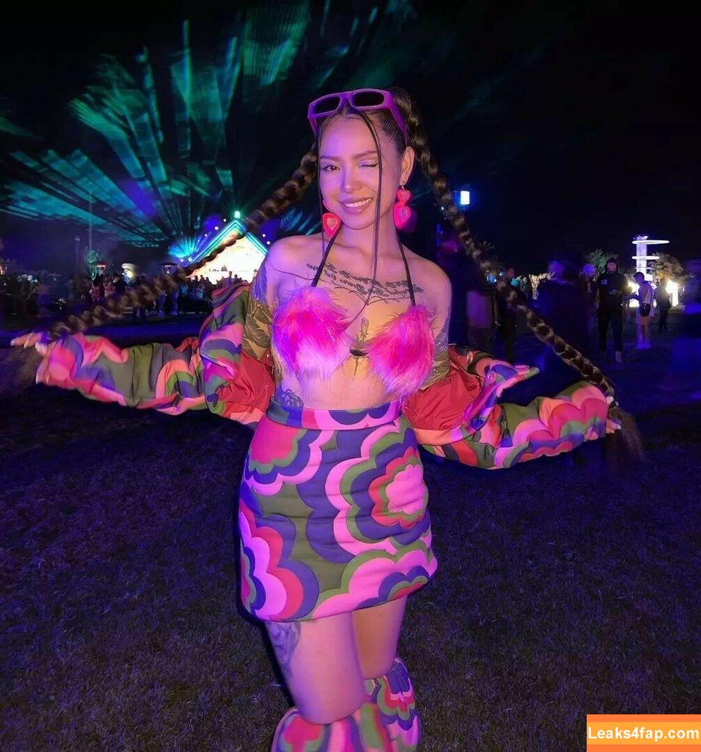 Bella Poarch / bellapoarch / bllapoarch leaked photo photo #0569