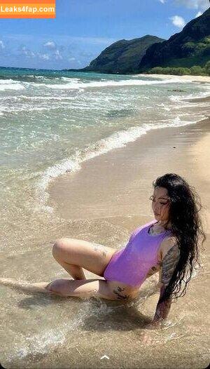 Bella Poarch / bellapoarch / bllapoarch leaked photo photo #0633