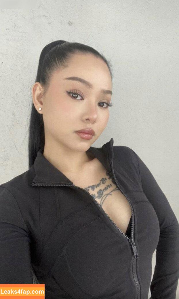 Bella Poarch / bellapoarch / bllapoarch leaked photo photo #0679