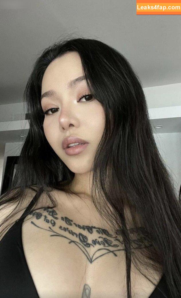 Bella Poarch / bellapoarch / bllapoarch слитое фото фото #0688