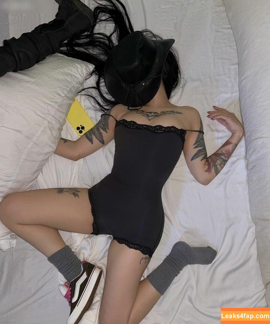 Bella Poarch / bellapoarch / bllapoarch слитое фото фото #0853