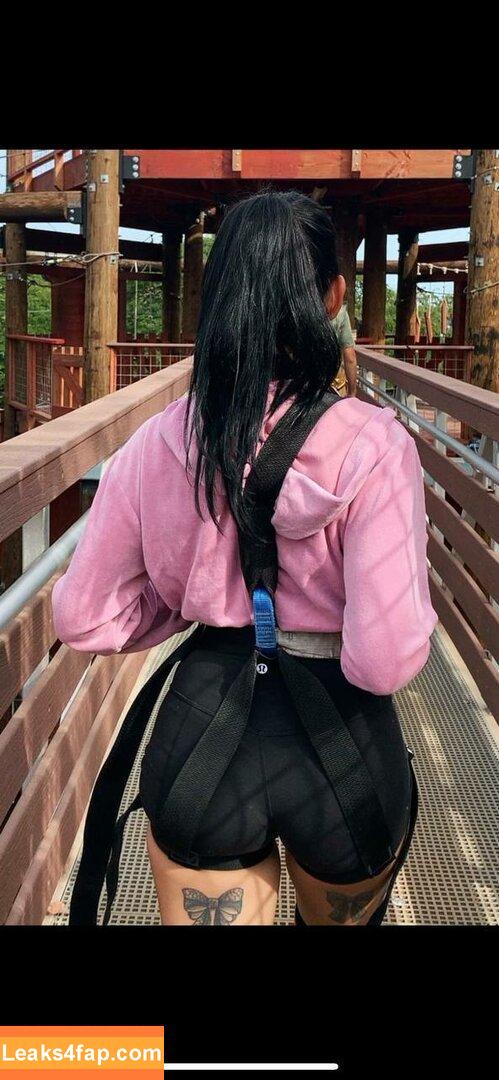 Bella Poarch / bellapoarch / bllapoarch leaked photo photo #0900