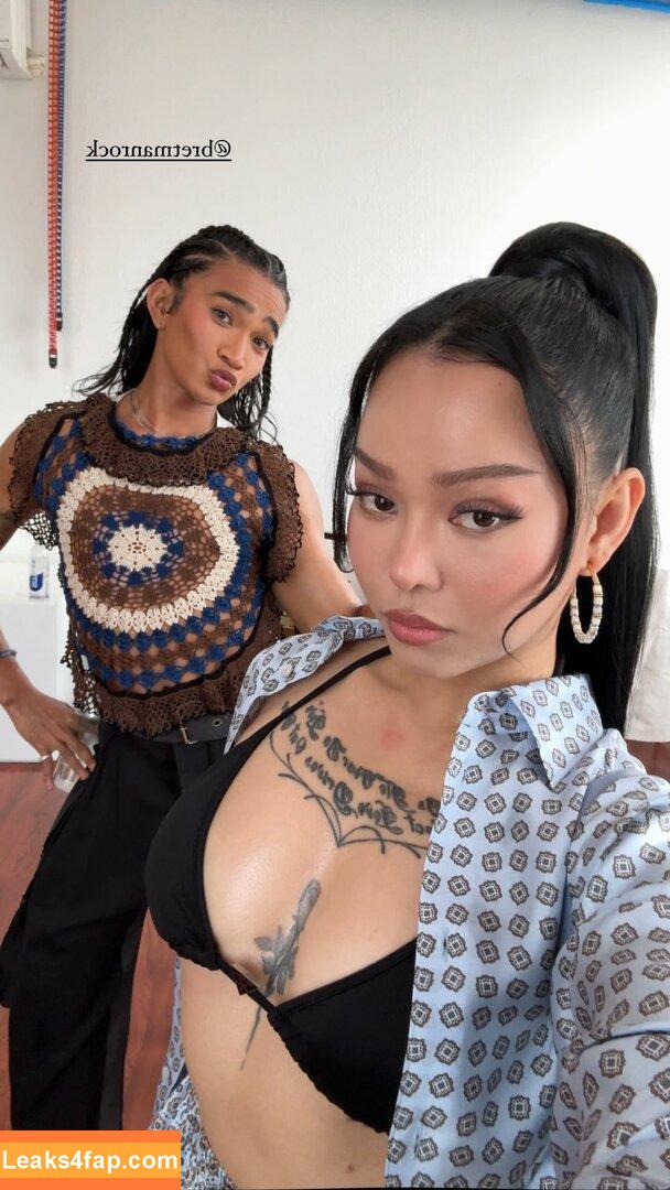 Bella Poarch / bellapoarch / bllapoarch leaked photo photo #0908