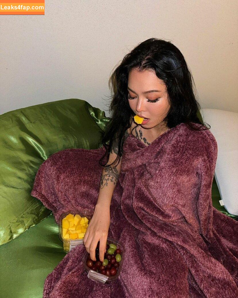 Bella Poarch / bellapoarch / bllapoarch leaked photo photo #0928