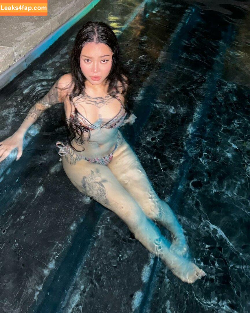Bella Poarch / bellapoarch / bllapoarch leaked photo photo #0942