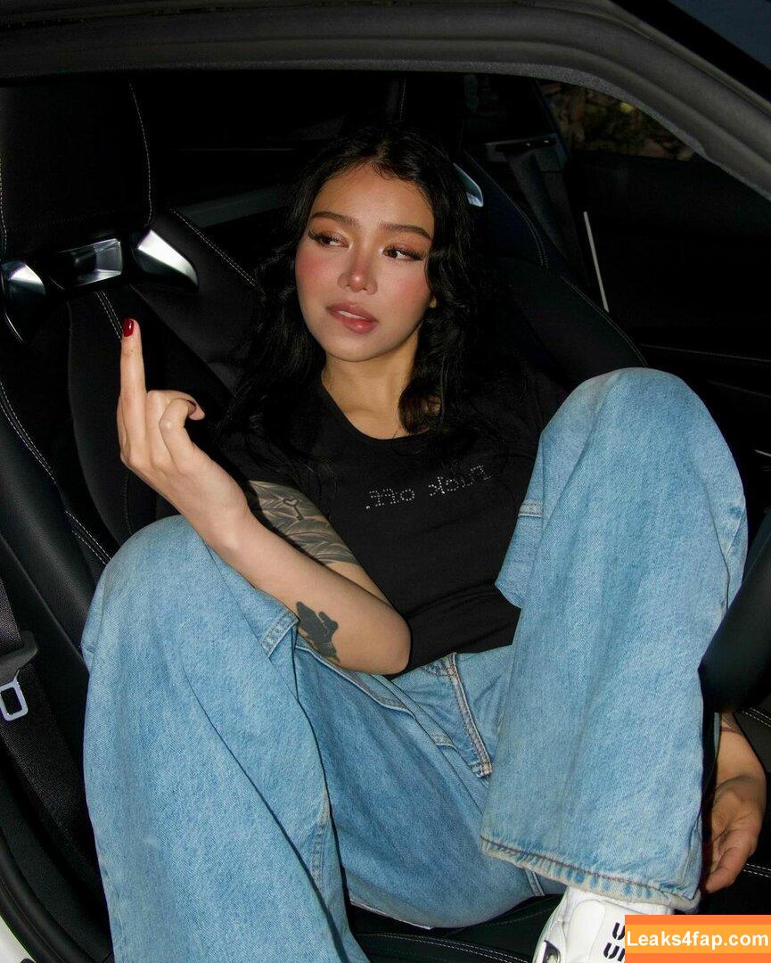 Bella Poarch / bellapoarch / bllapoarch leaked photo photo #0943