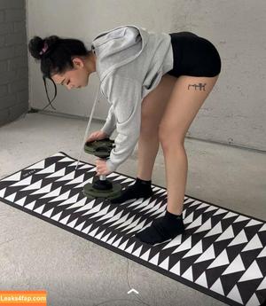 Bella Poarch photo #0300