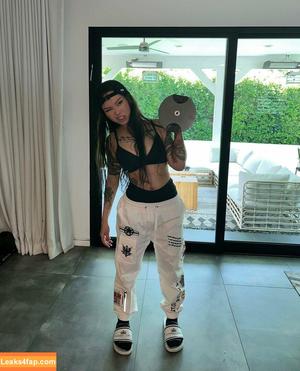 Bella Poarch photo #0354