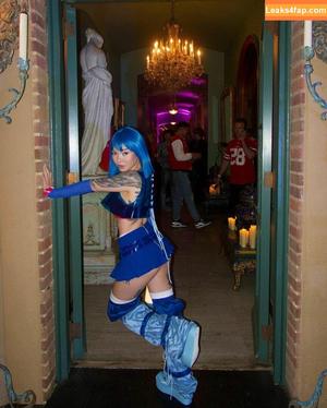 Bella Poarch photo #0411