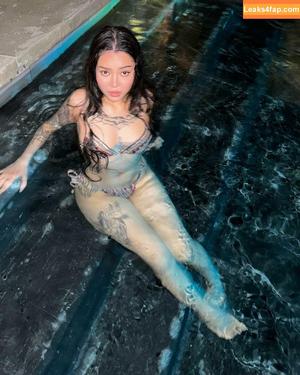 Bella Poarch фото #0672