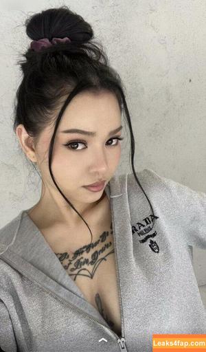 Bella Poarch фото #0678