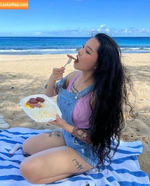 Bella Poarch фото #0696