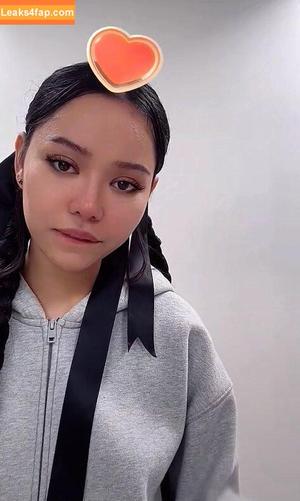 Bella Poarch фото #0835