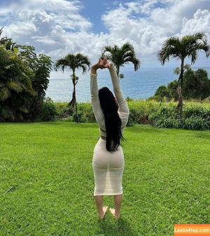 Bella Poarch фото #0856