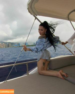 Bella Poarch photo #0920