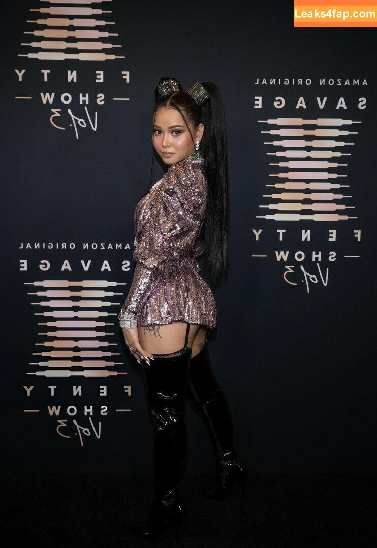 Bella Poarch / bellapoarch / bllapoarch leaked photo photo #1028