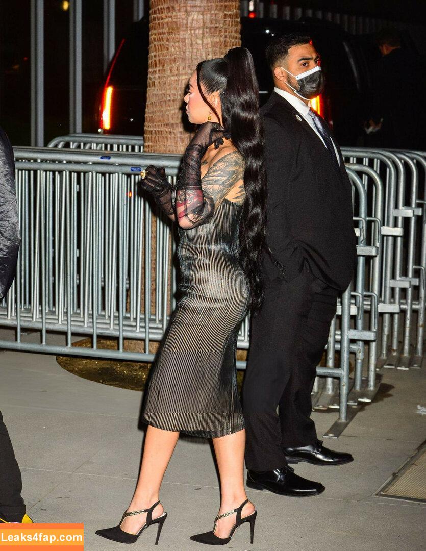 Bella Poarch / bellapoarch / bllapoarch leaked photo photo #1167