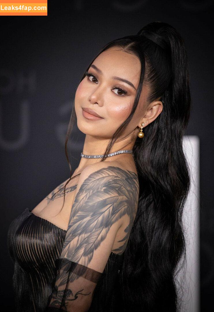 Bella Poarch / bellapoarch / bllapoarch leaked photo photo #1180