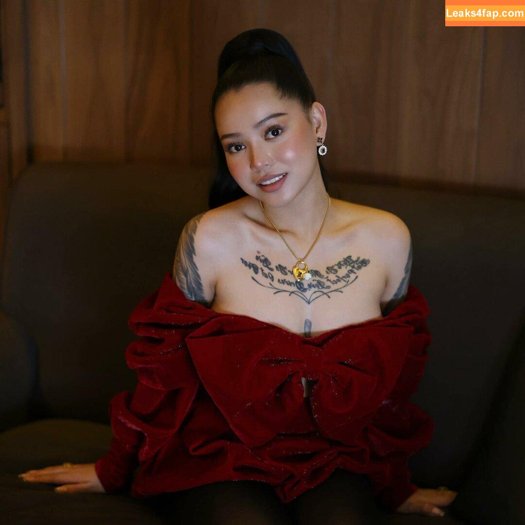 Bella Poarch / bellapoarch / bllapoarch leaked photo photo #1237