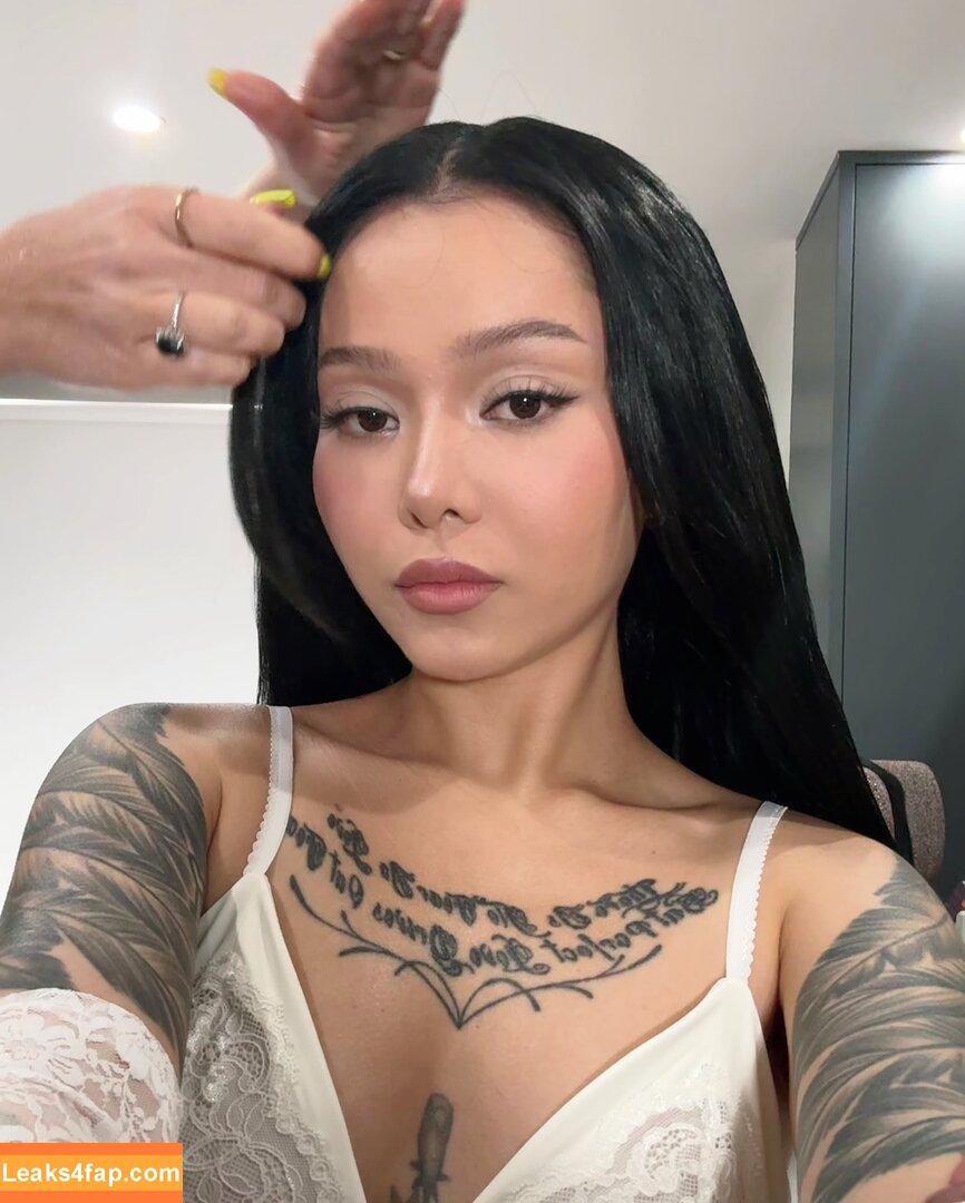 Bella Poarch / bellapoarch / bllapoarch leaked photo photo #1252