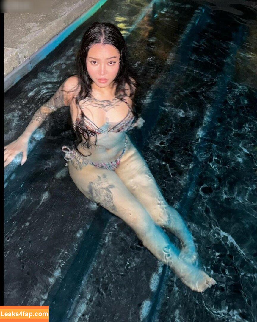 Bella Poarch / bellapoarch / bllapoarch leaked photo photo #1259