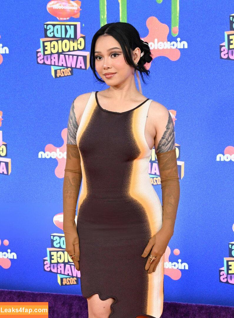 Bella Poarch / bellapoarch / bllapoarch leaked photo photo #1271