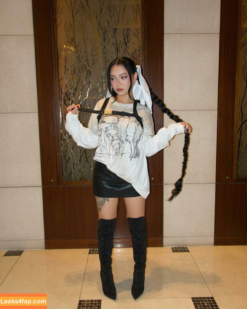 Bella Poarch / bellapoarch / bllapoarch leaked photo photo #1276