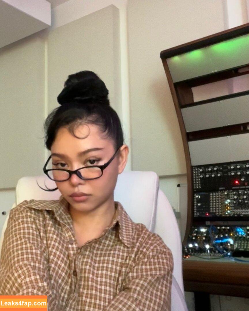 Bella Poarch / bellapoarch / bllapoarch leaked photo photo #1633