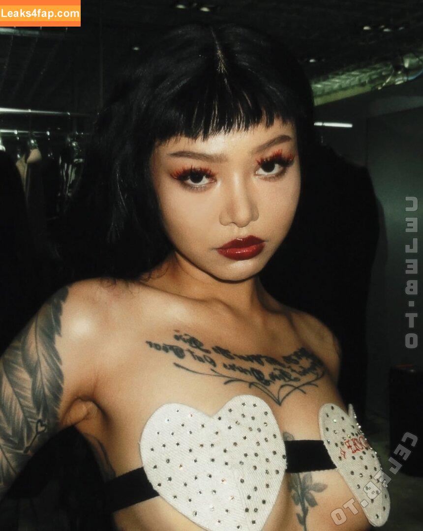 Bella Poarch / bellapoarch / bllapoarch leaked photo photo #1645