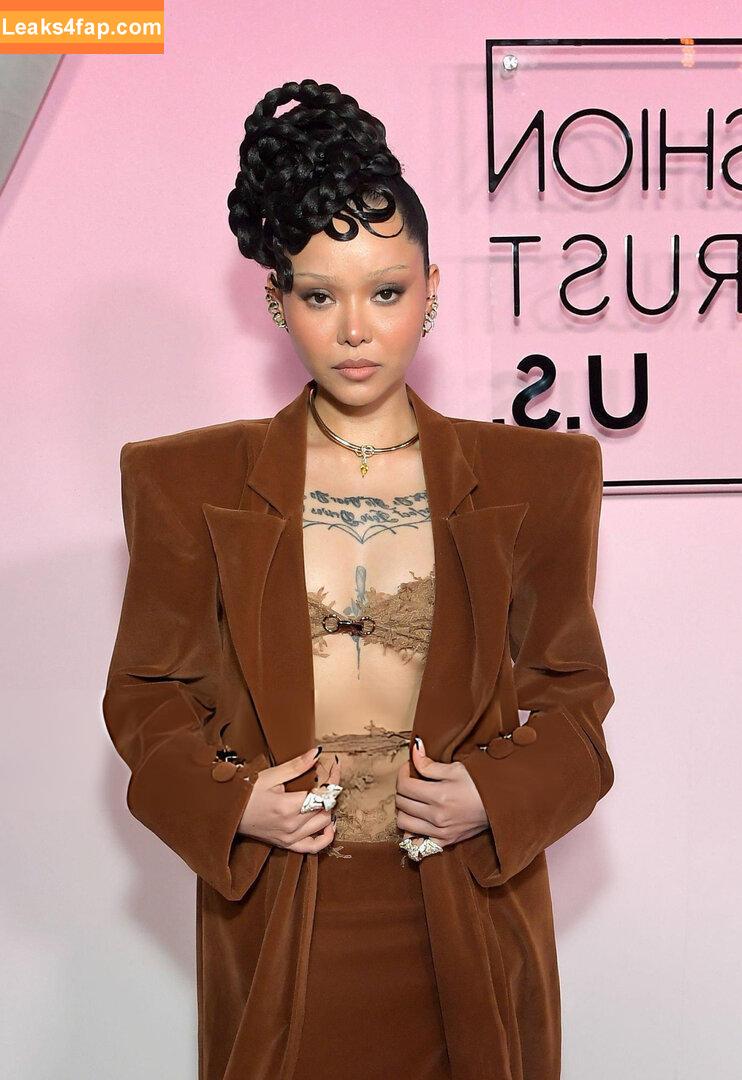 Bella Poarch / bellapoarch / bllapoarch leaked photo photo #1660