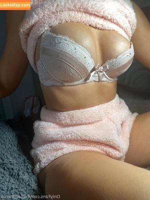 bella-raefree photo #0001