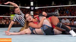 Bella Twins photo #0011