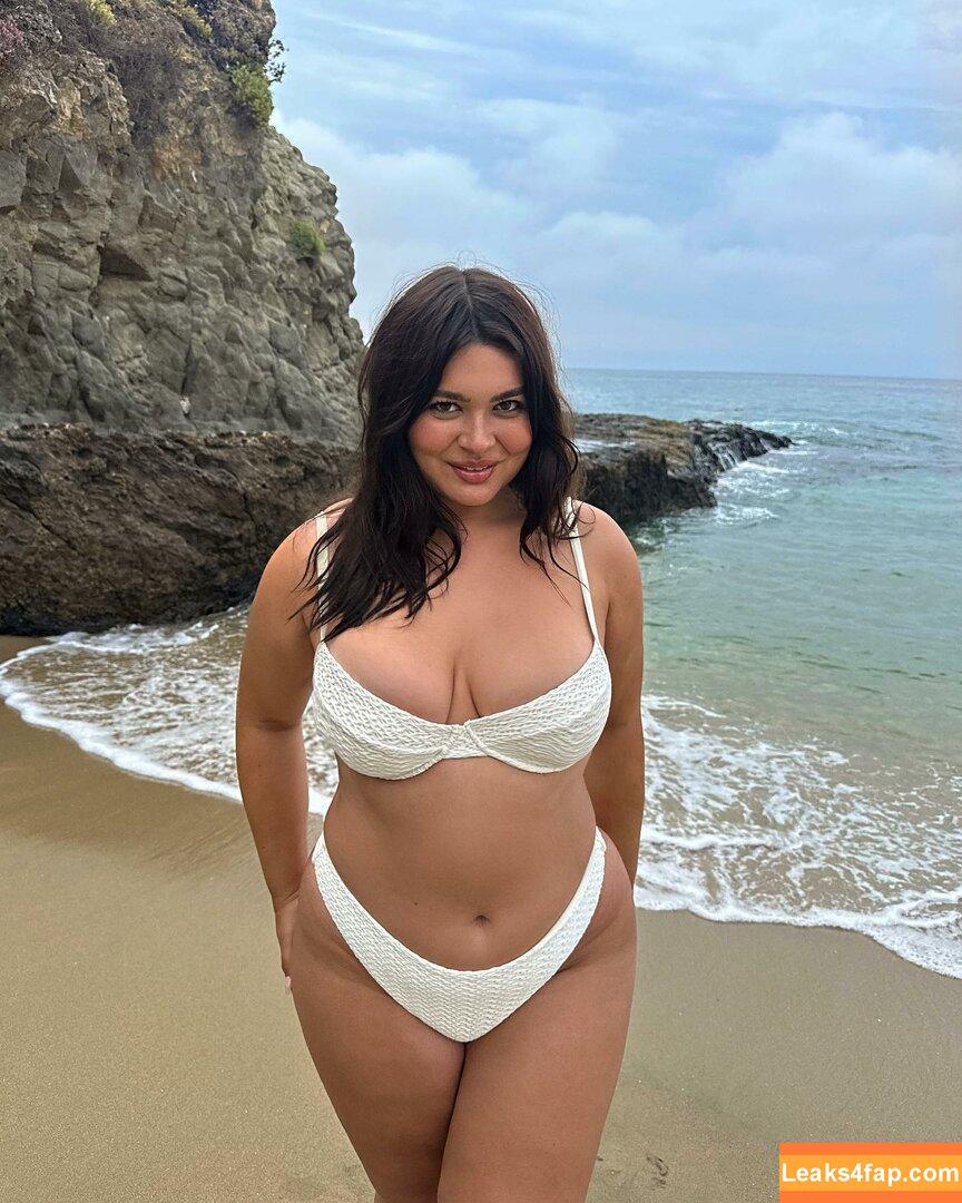 Bellaagolden / Tall Thicc Latina Model leaked photo photo #0038