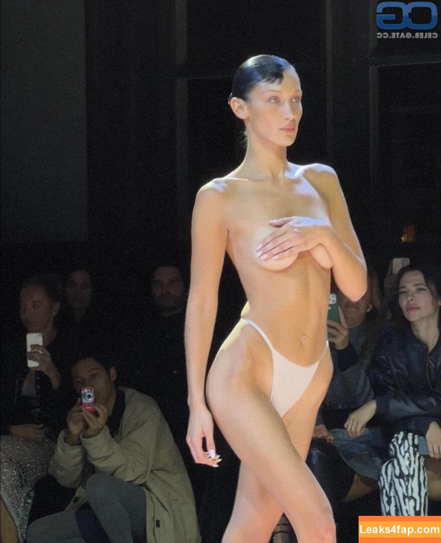bellahadid /  leaked photo photo #0012