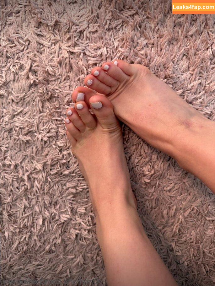 bellaraerae / bellaaraee / bellaraee / bellaraefit / phillia marie / philliapeach leaked photo photo #0022