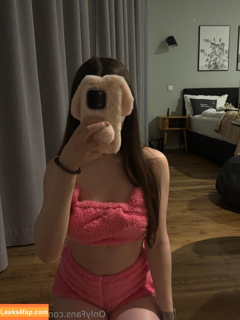 bellashyx /  leaked photo photo #0022