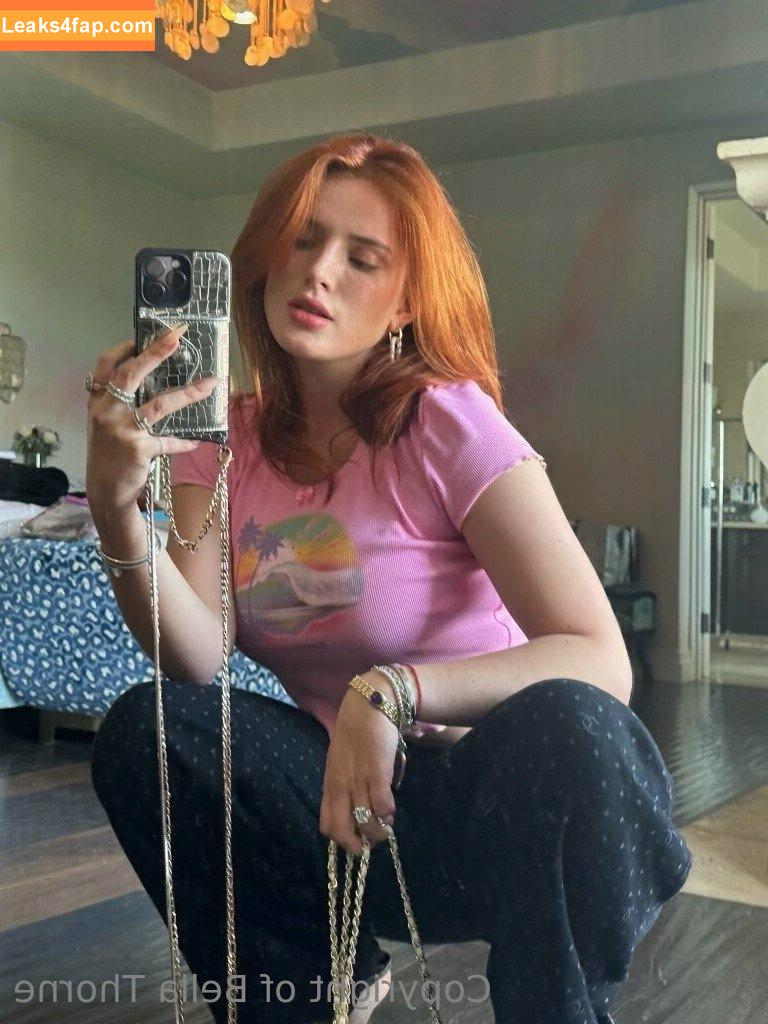 Bella Thorne / bellathorne слитое фото фото #0516