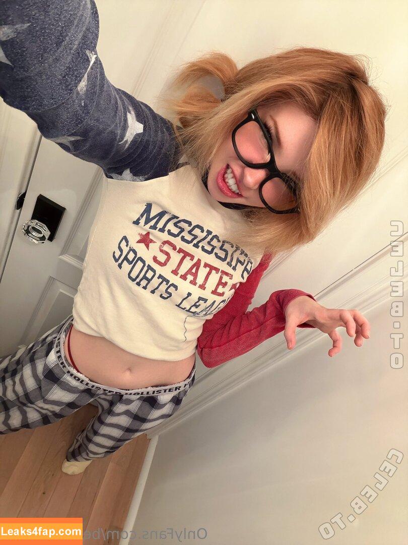 Belle Delphine / Socials / belledelphine / https: / missingmiley leaked photo photo #10413