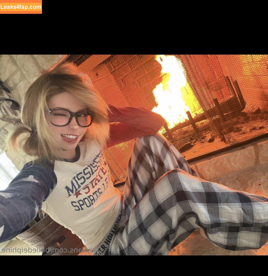 Belle Delphine / Socials / belledelphine / https: / missingmiley слитое фото фото #10426