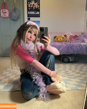 Belle Delphine photo #3777